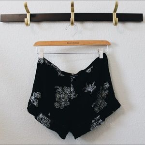 Kendall and Kylie Flowy Shorts